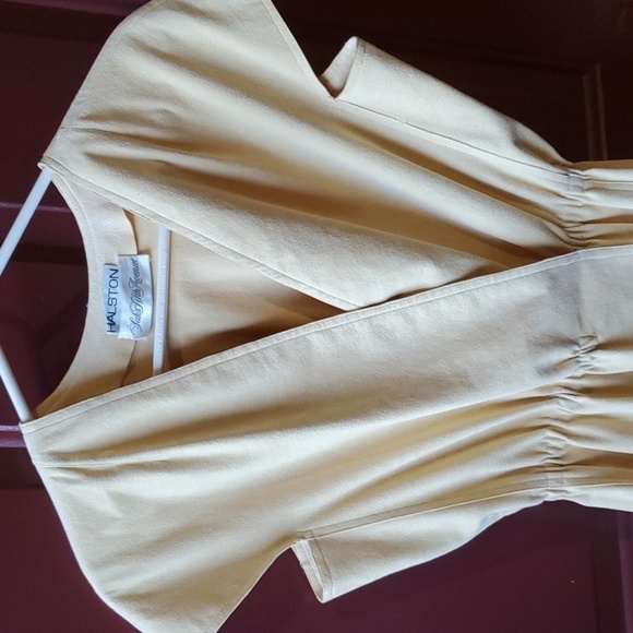 Halston RARE Saks Fifth Ave Vintage 1970 vintage yellow ultra suede wrap p2p 18 - Picture 4 of 16
